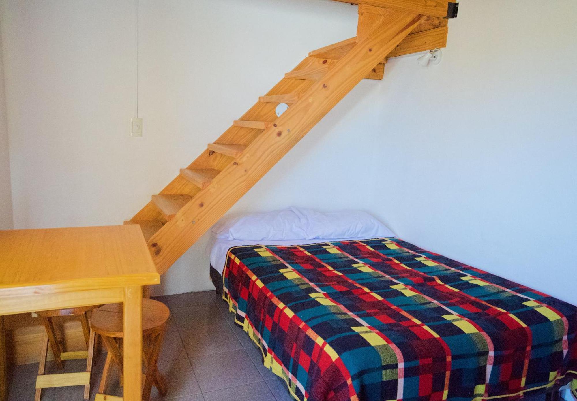 Hostel Aves Del Lago El Calafate Exterior foto